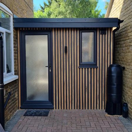 Self-Contained Annex, With Parking. Sittingbourne Exterior foto